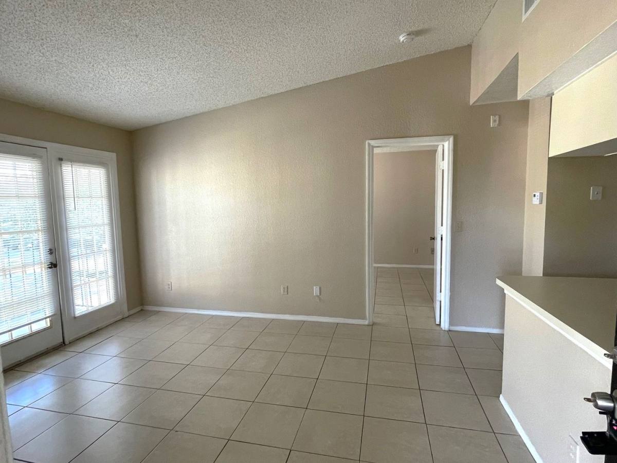 Apartment for rent at 2550 N Alafaya Trail, Orlando, FL 32826