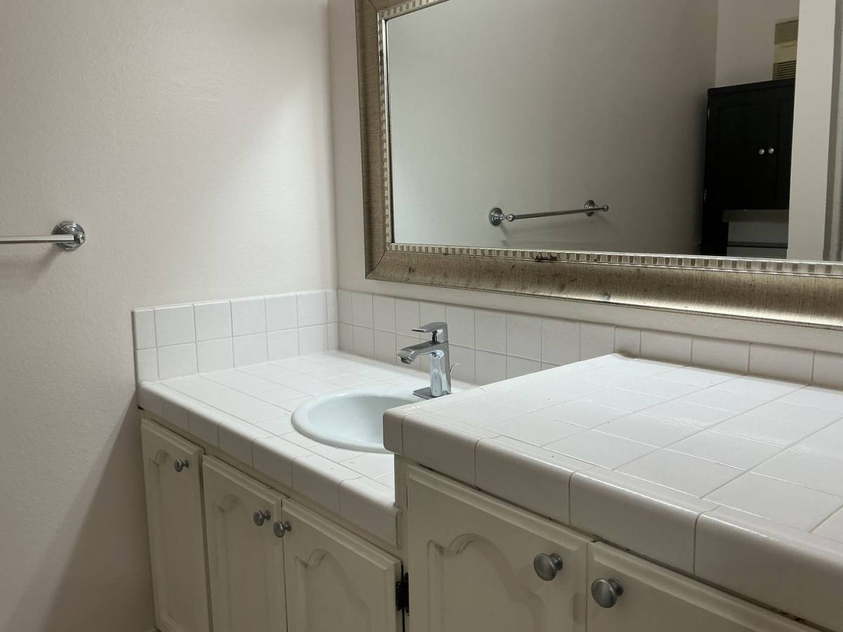 Apartment for rent at 17210 Newhope St, Fountain Valley, CA 92708