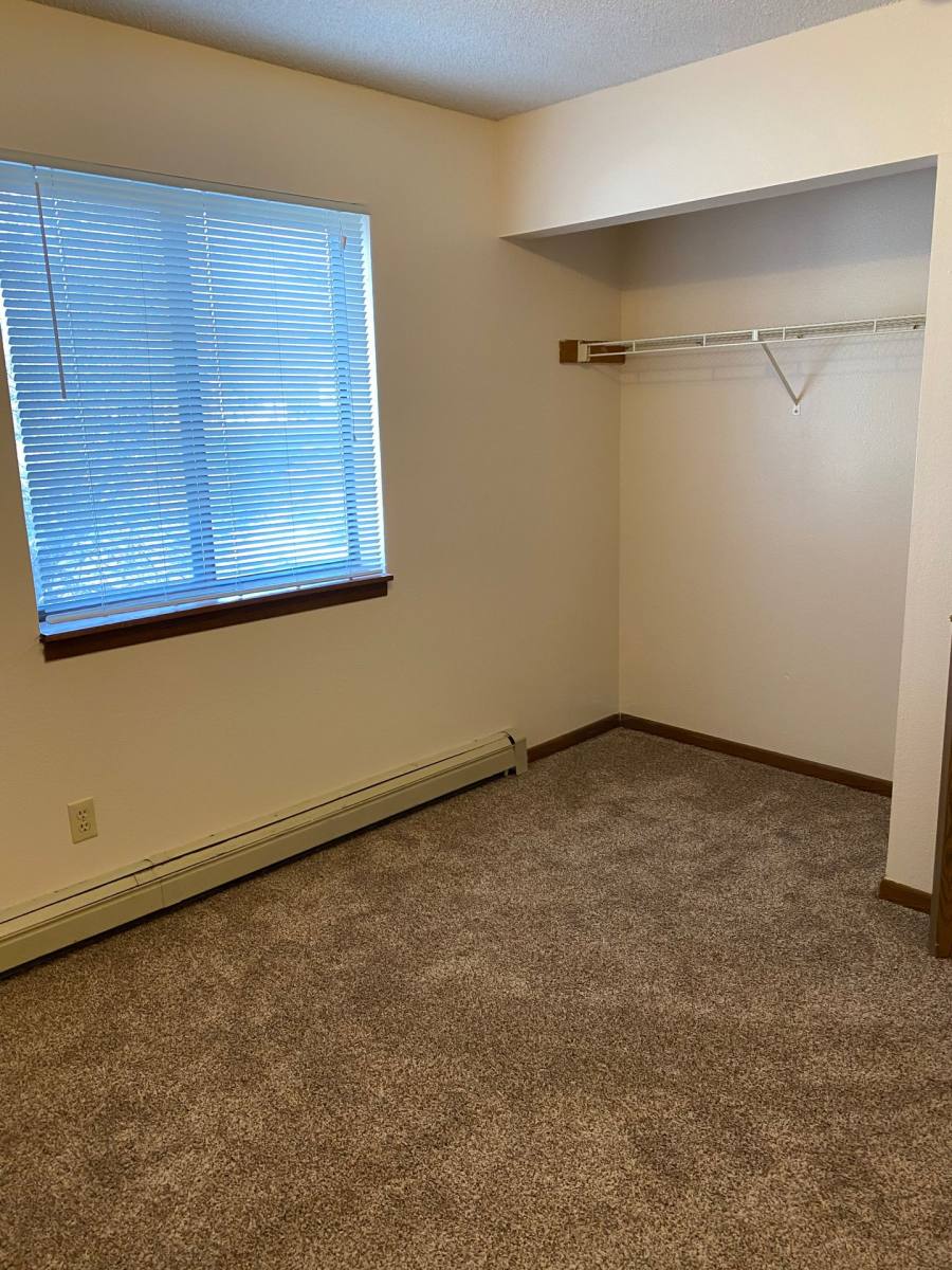 Apartment for rent at 1703 University Dr SE, Saint Cloud, MN 56304