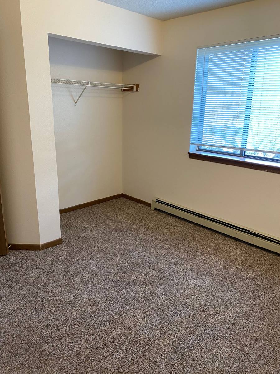 Apartment for rent at 1703 University Dr SE, Saint Cloud, MN 56304