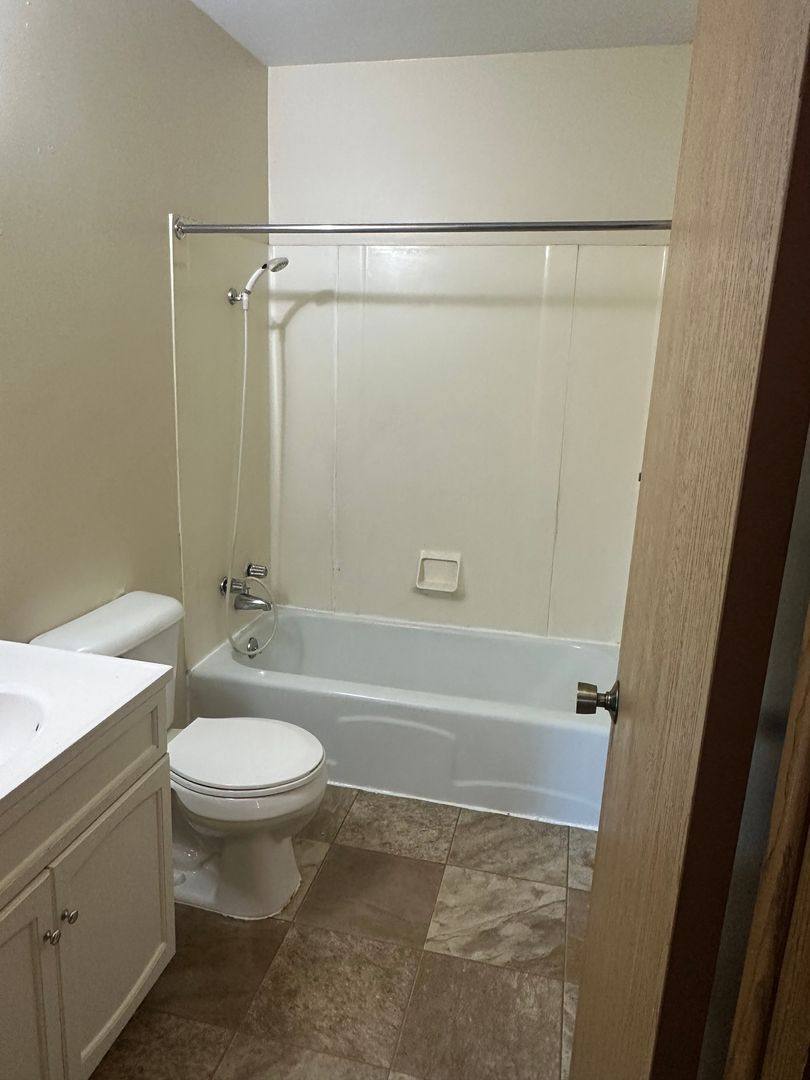 Apartment for rent at 1516 16th Ave SE, Saint Cloud, MN 56304