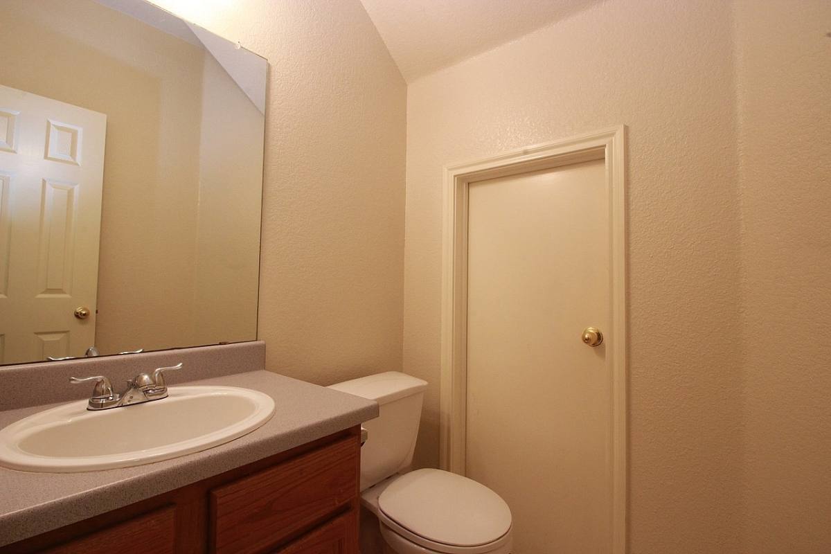 Townhouse for rent at 7310 Dan-Jean Dr, Austin, TX 78745