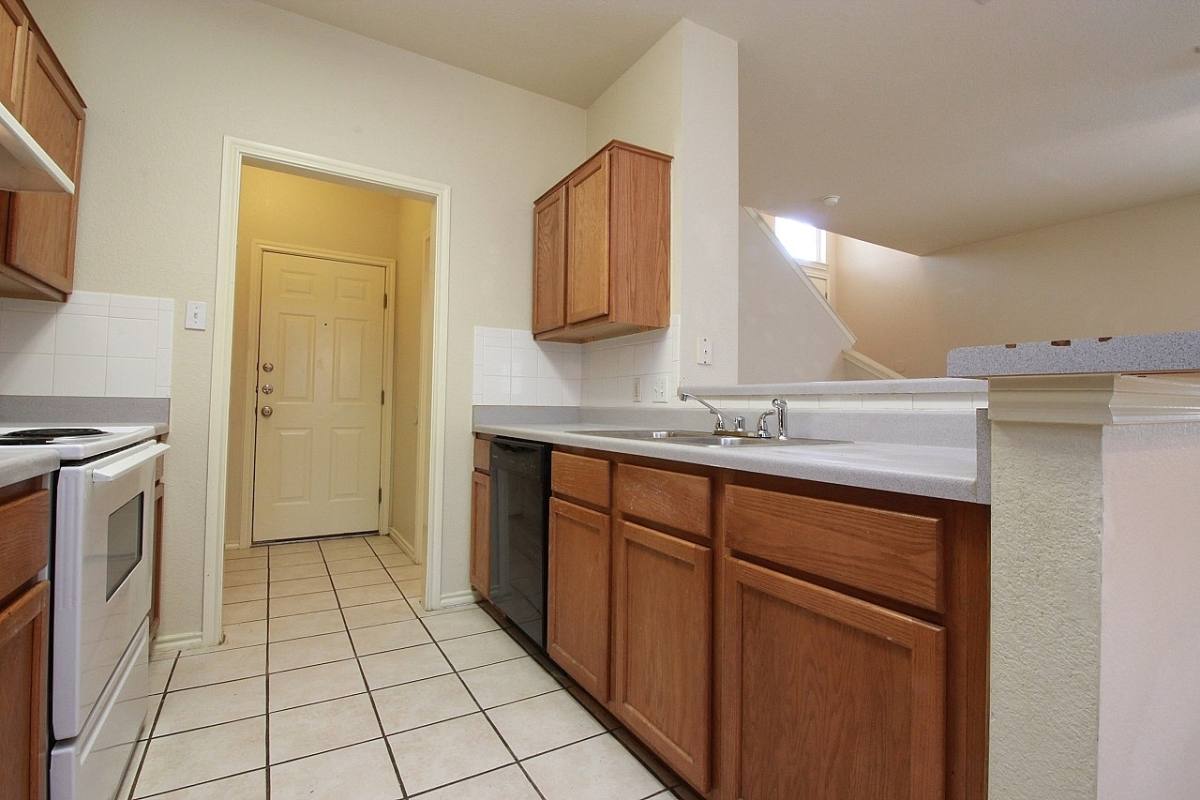 Townhouse for rent at 7310 Dan-Jean Dr, Austin, TX 78745