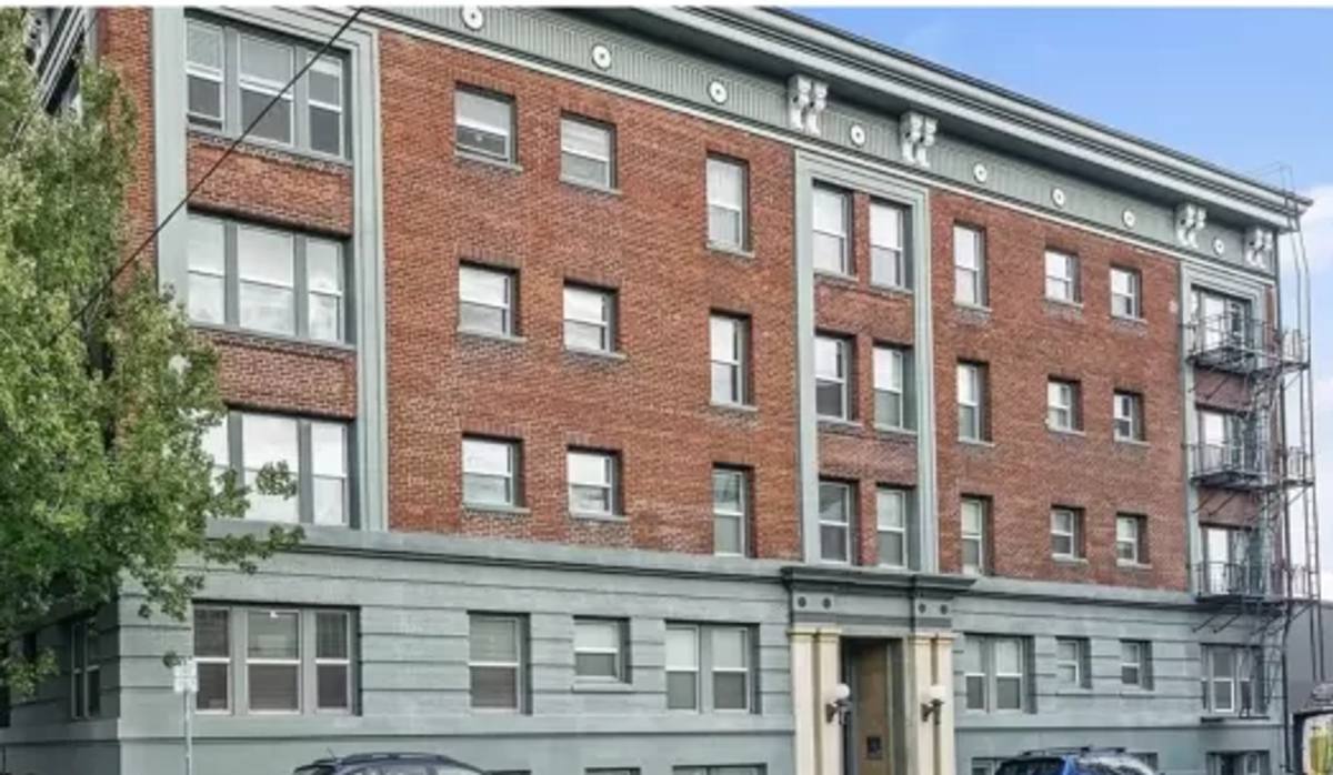 Apartment for rent at 1631 NW Everett St, Portland, OR 97209