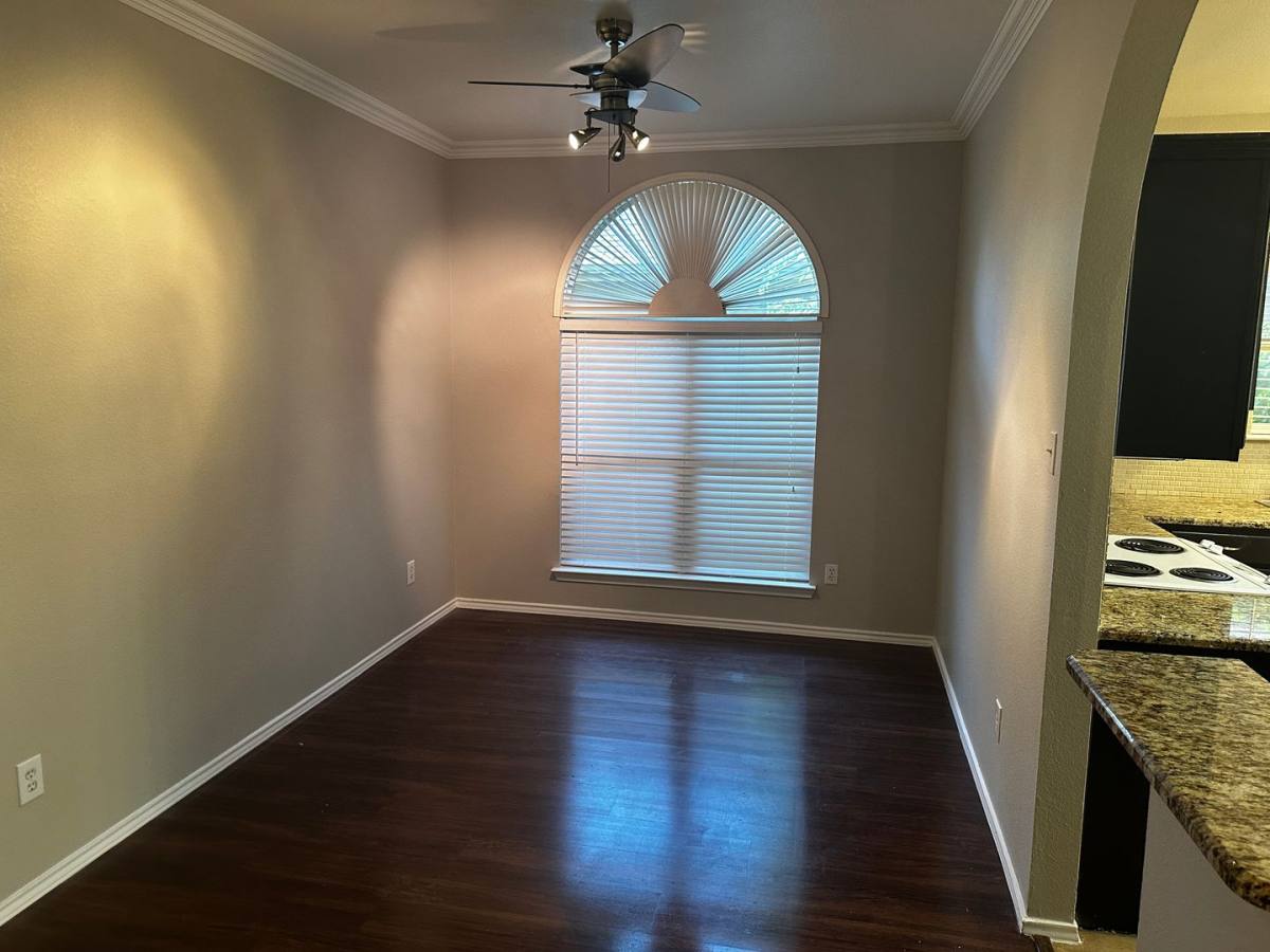House for rent at 1809 Estates Dr, Mansfield, TX 76063
