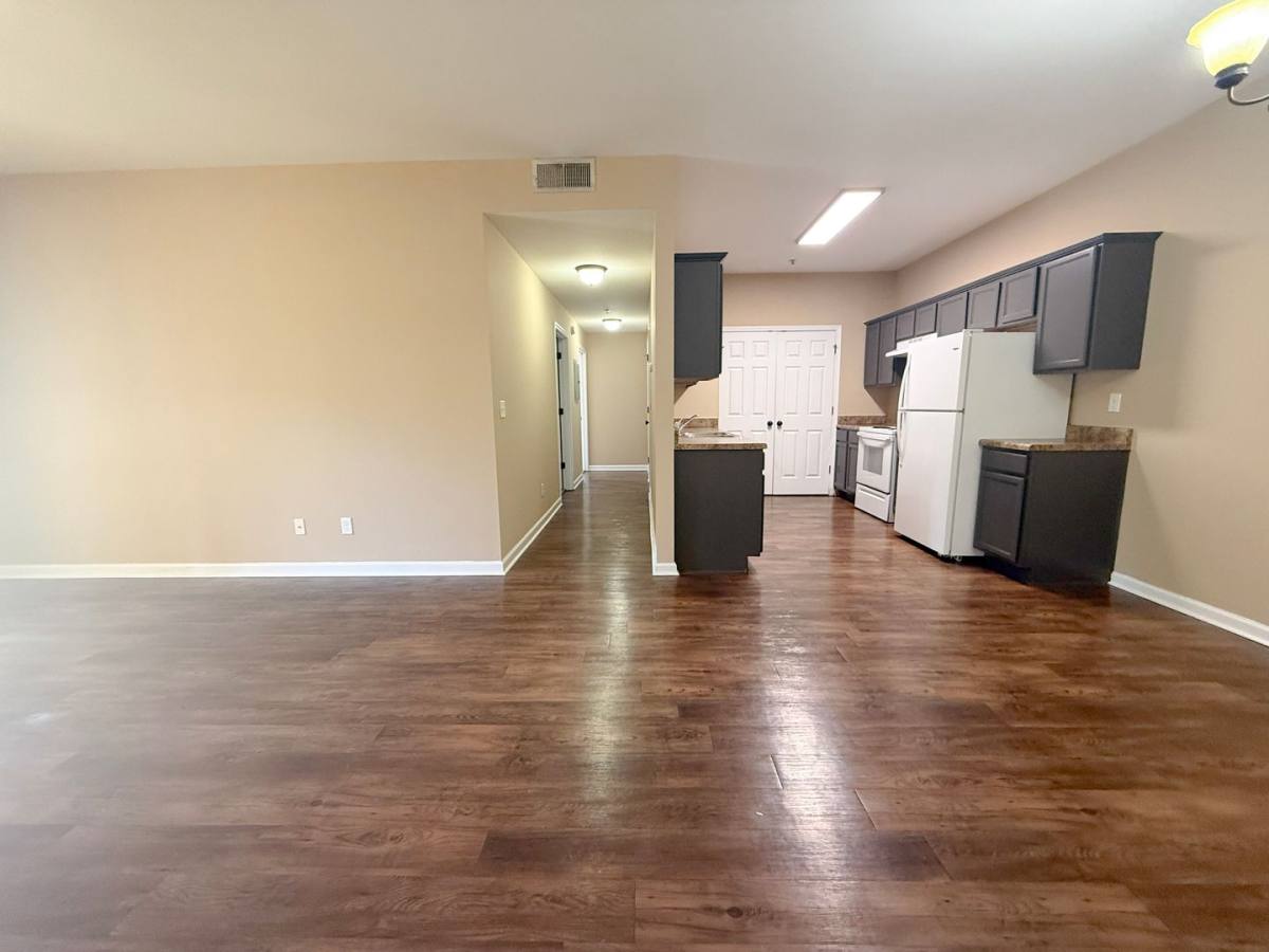Apartment for rent at 1010 E 10th St, Cookeville, TN 38501