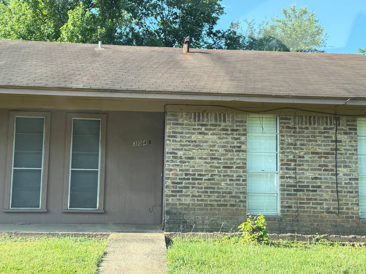 Apartment for rent at 304 Nikki Dr, Longview, TX 75604