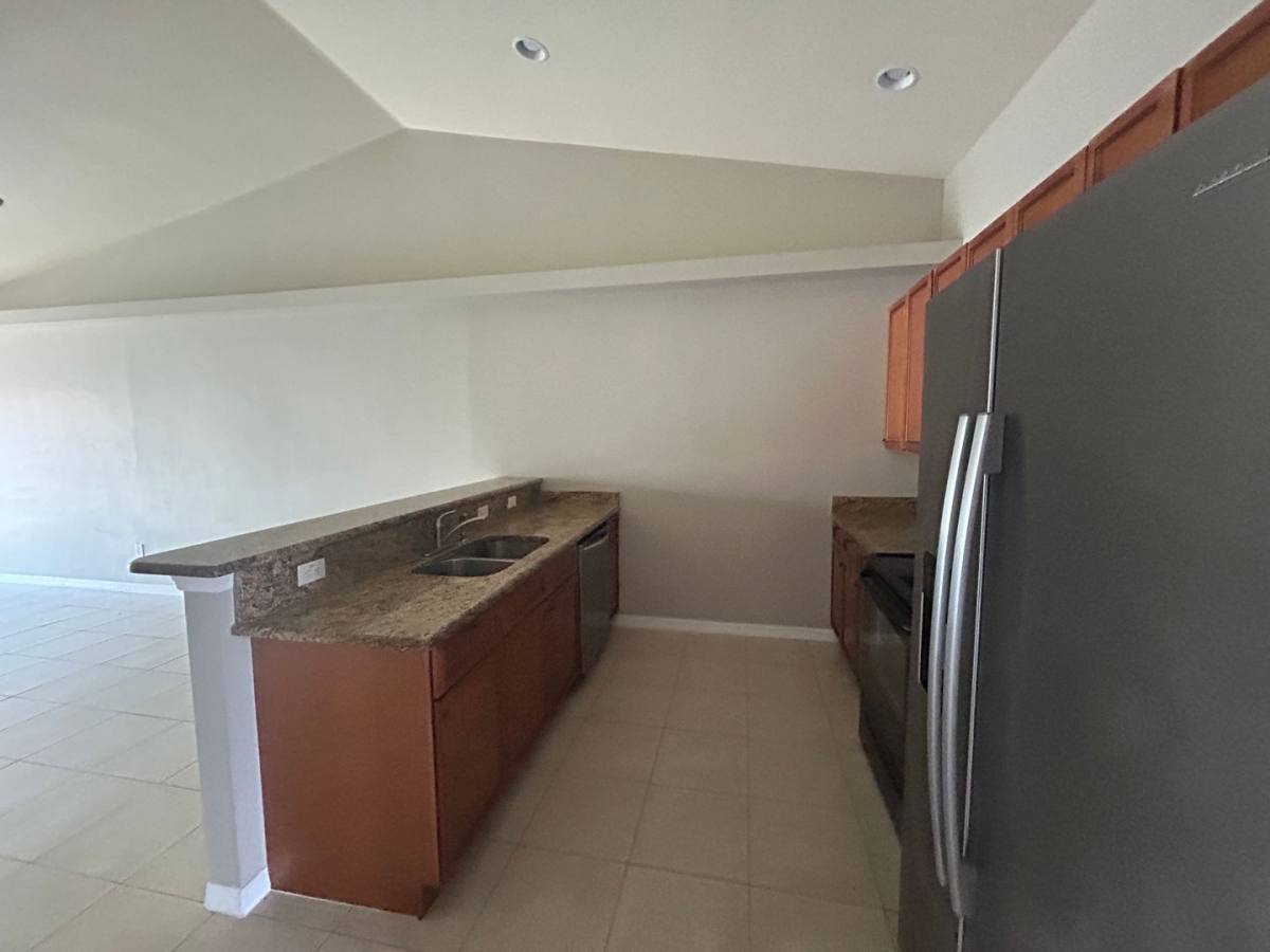 Apartment for rent at 523-527 SE 6 Place, Cape Coral, FL 33990
