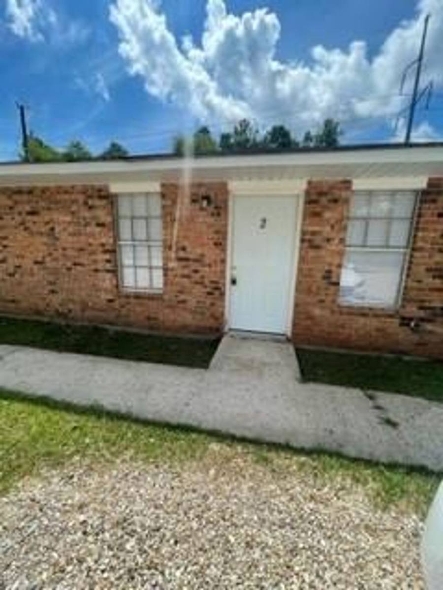 Apartment for rent at 44068 S Baptist Rd, Hammond, LA 70403