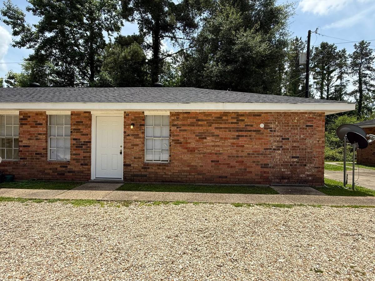Apartment for rent at 44068 S Baptist Rd, Hammond, LA 70403