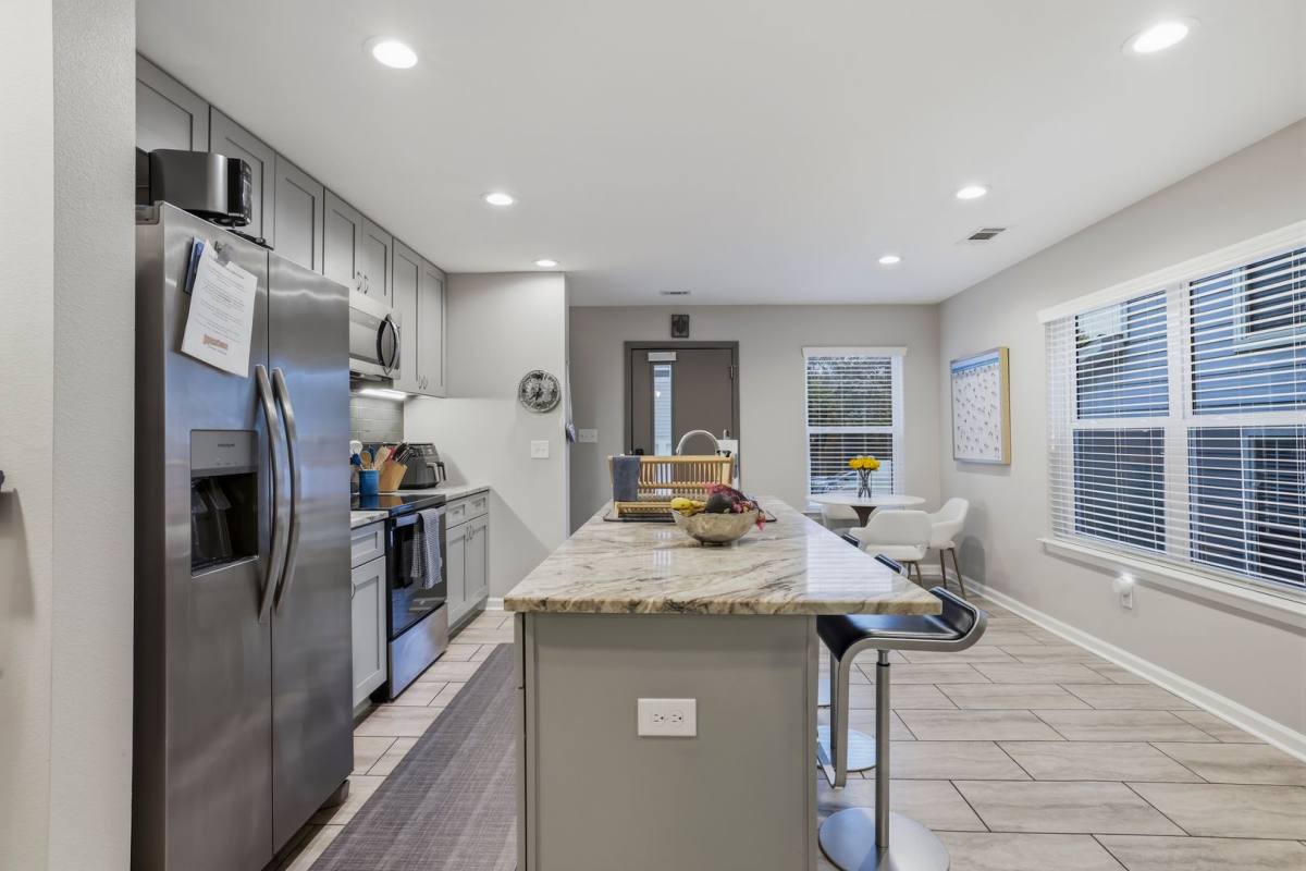 Townhouse for rent at 1241 N Bronough St, Tallahassee, FL 32303