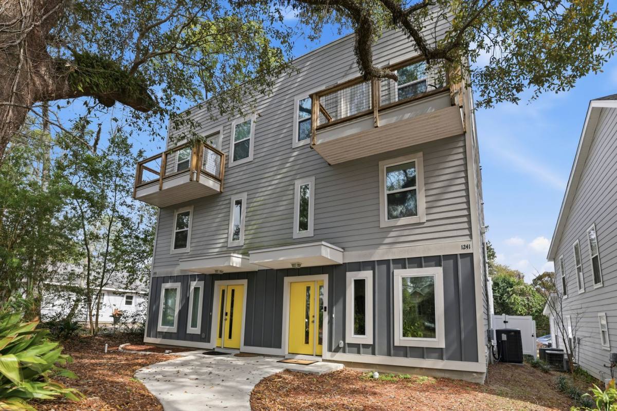 Townhouse for rent at 1241 N Bronough St, Tallahassee, FL 32303