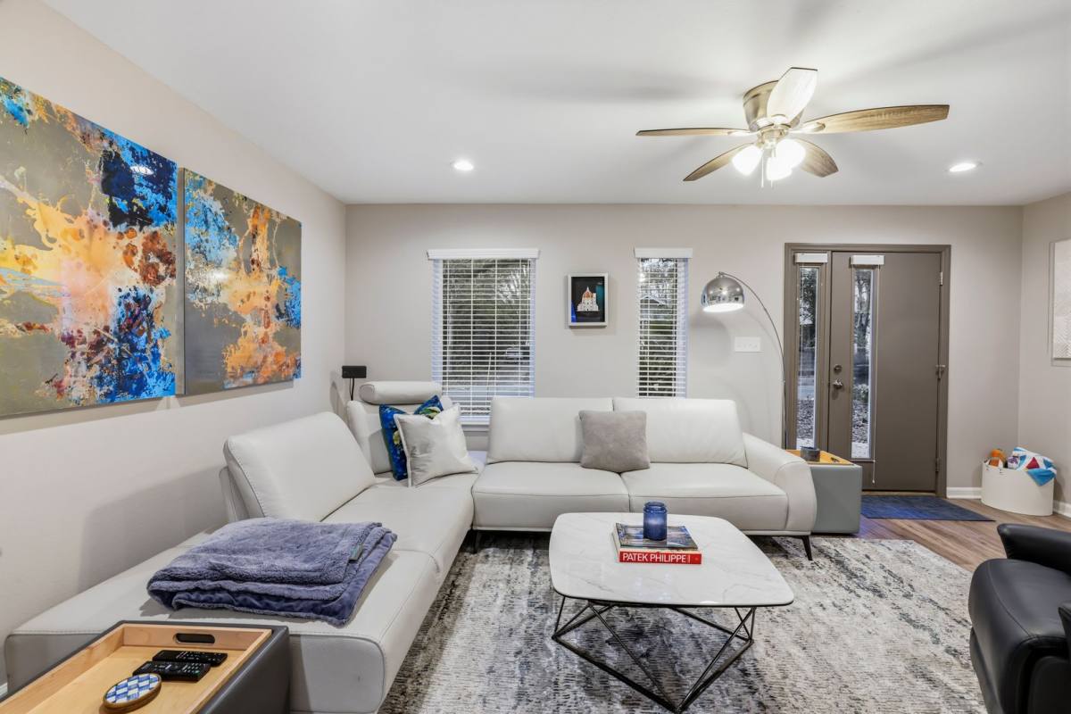 Townhouse for rent at 1241 N Bronough St, Tallahassee, FL 32303