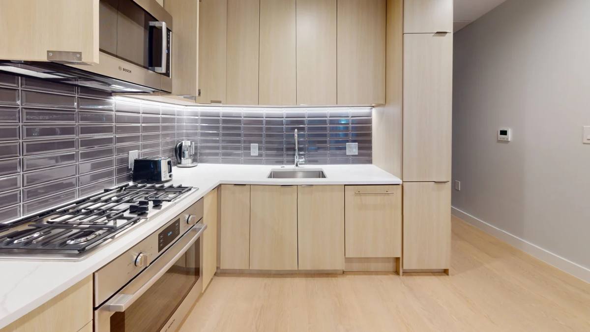 Apartment for rent at 1224 M St NW, Washington, DC 20005