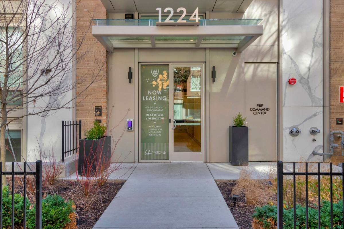 Apartment for rent at 1224 M St NW, Washington, DC 20005
