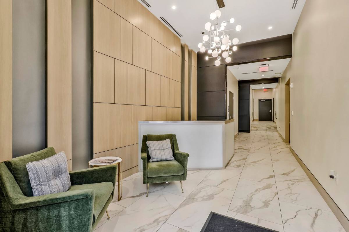 Apartment for rent at 1224 M St NW, Washington, DC 20005