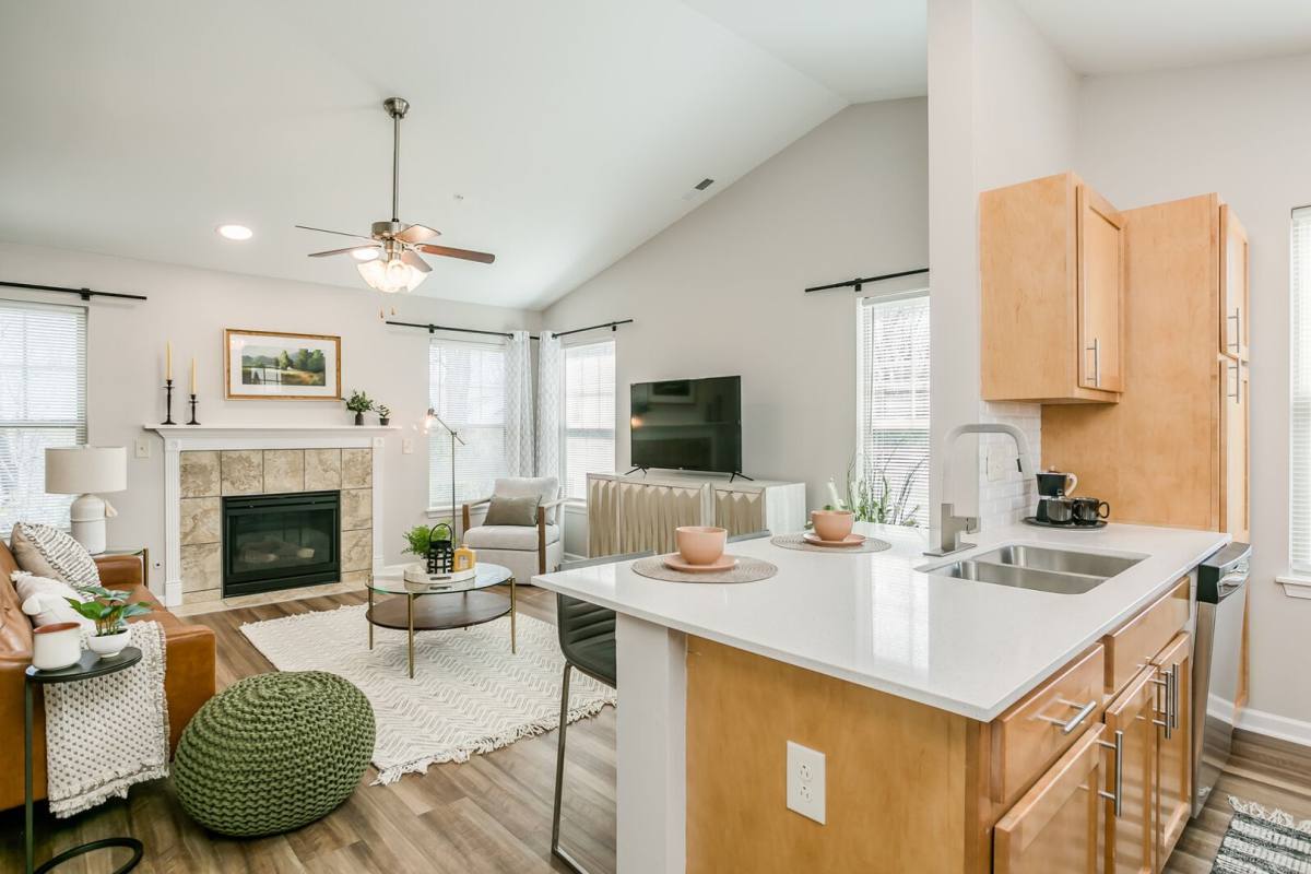 Townhouse for rent at 639 Preservation Trail, Webster, NY 14580