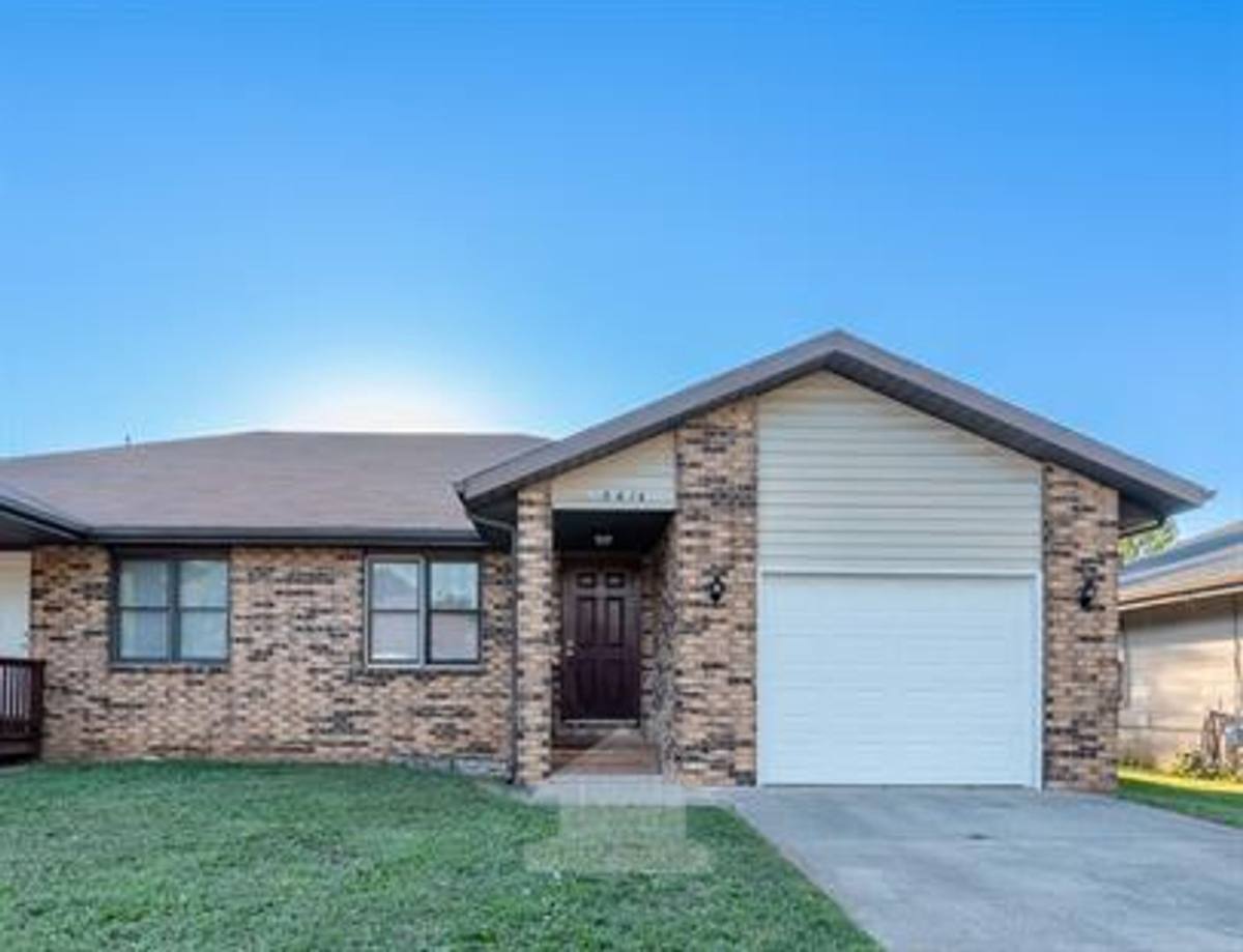 House for rent at 3361-A S Clifton Ave, Springfield, MO 65807