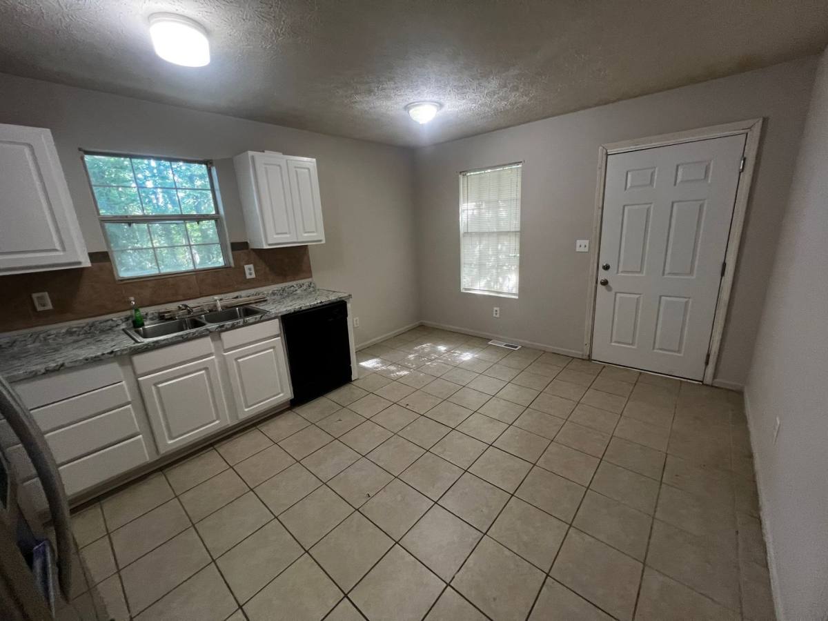 Townhouse for rent at 8040 Colquitt St, Douglasville, GA 30134