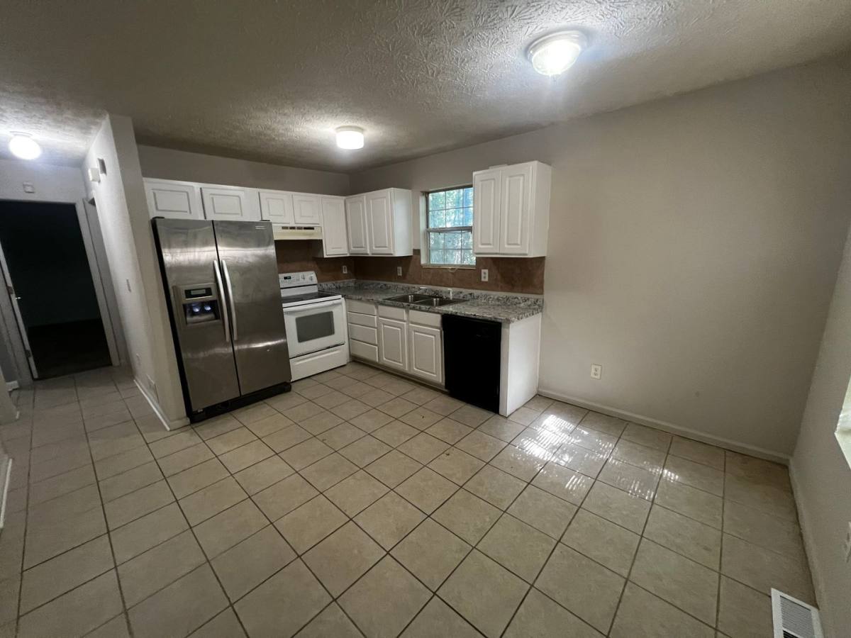 Townhouse for rent at 8040 Colquitt St, Douglasville, GA 30134