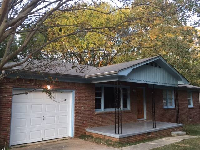 House for rent at 2514 Rochelle Dr, Huntsville, AL 35810