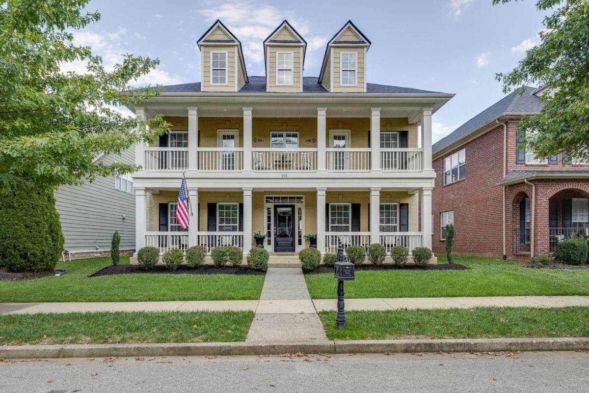 House for rent at 608 Patriot Lane, Franklin, TN 37067