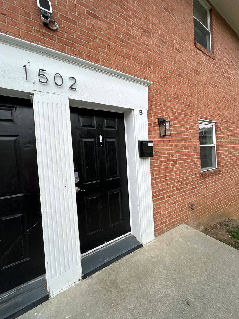 Apartment for rent at 1502 Gilmer Ave NW, Roanoke, VA 24017