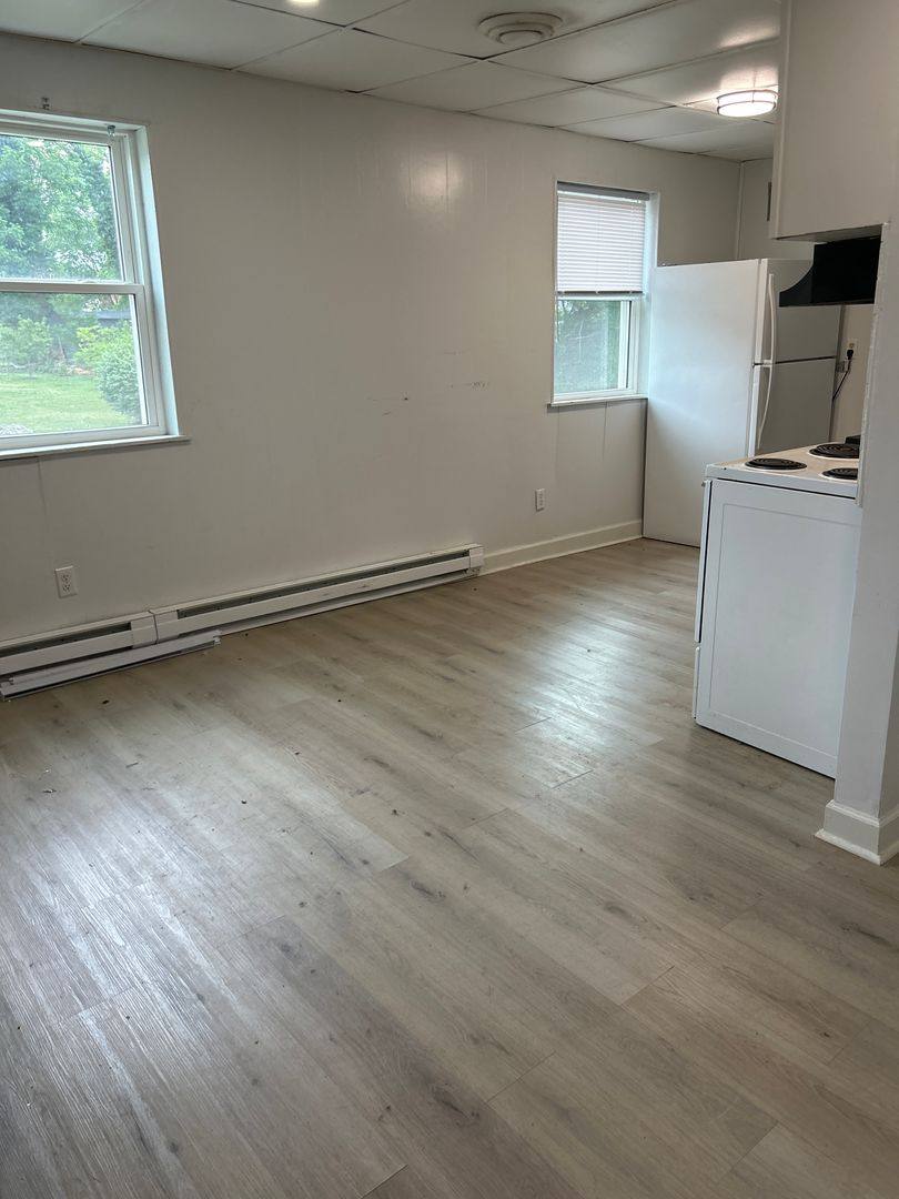Apartment for rent at 1502 Gilmer Ave NW, Roanoke, VA 24017