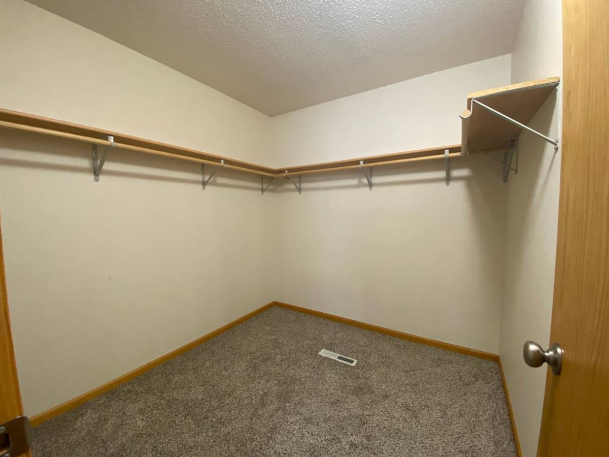 House for rent at 1119 39th Ave S, Moorhead, MN 56560