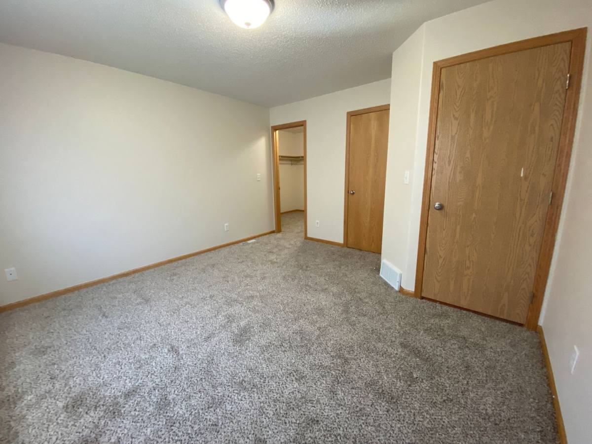 House for rent at 1119 39th Ave S, Moorhead, MN 56560