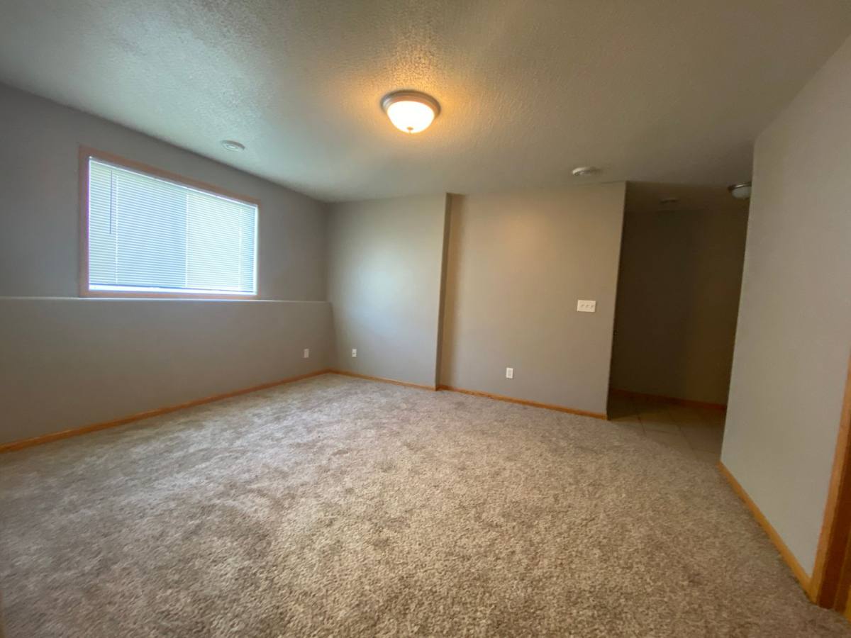 House for rent at 1119 39th Ave S, Moorhead, MN 56560