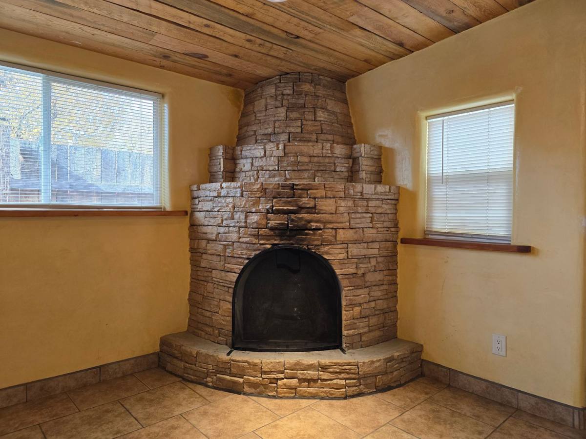 Apartment for rent at 941 Agua Fria St, Santa Fe, NM 87501