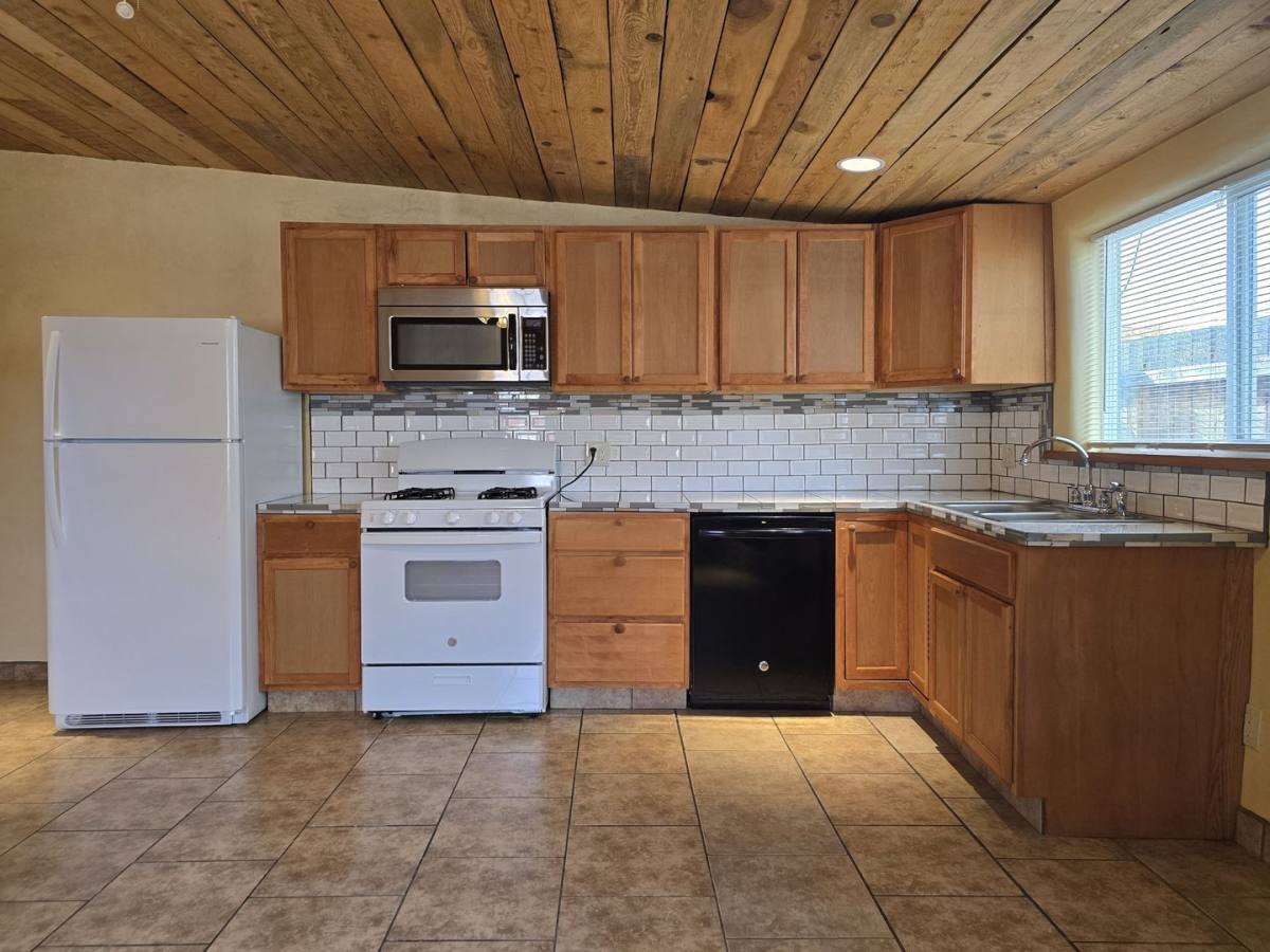 Apartment for rent at 941 Agua Fria St, Santa Fe, NM 87501