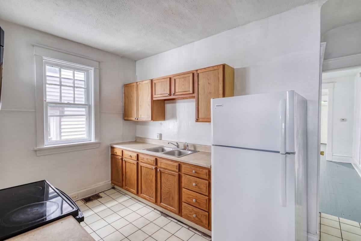 House for rent at 339 Emerald St, Harrisburg, PA 17110