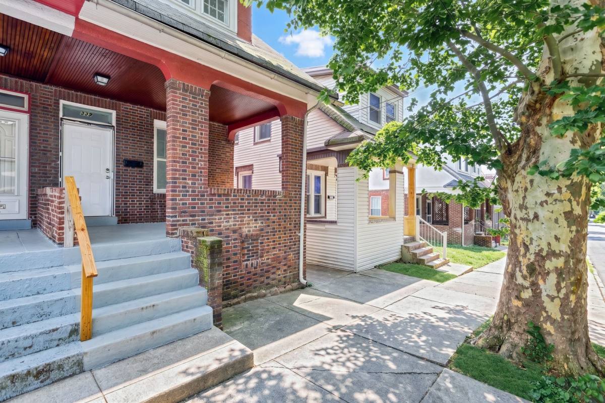 House for rent at 339 Emerald St, Harrisburg, PA 17110