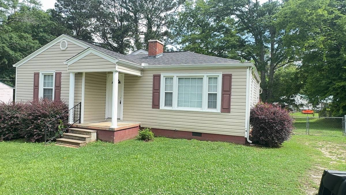 House for rent at 808 S 10th St, Lanett, AL 36863