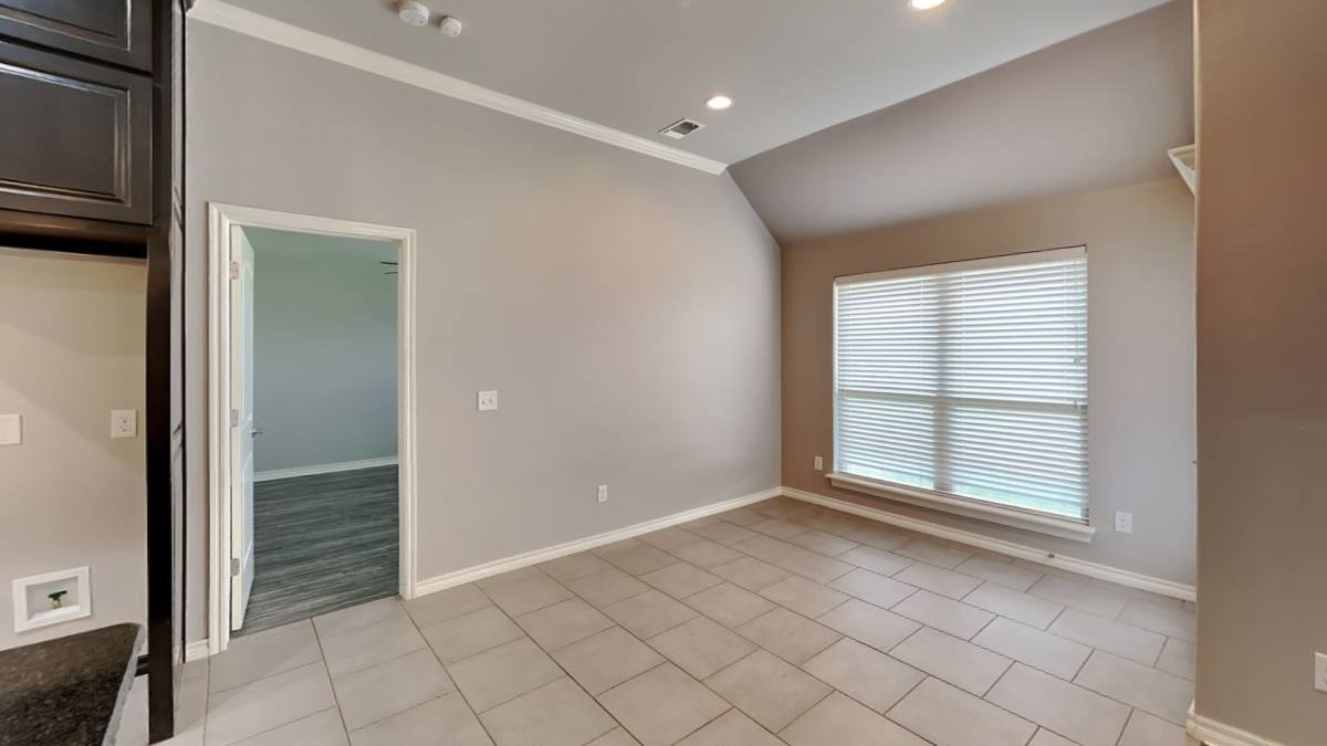 House for rent at 8208 NW 158th St, Edmond, OK 73013