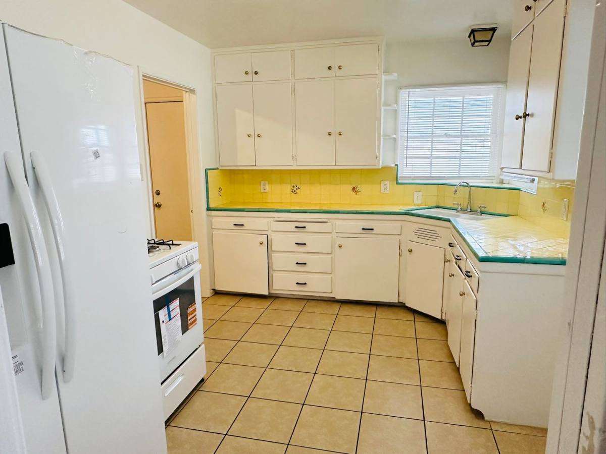 House for rent at 503 W Lugonia Ave, Redlands, CA 92375