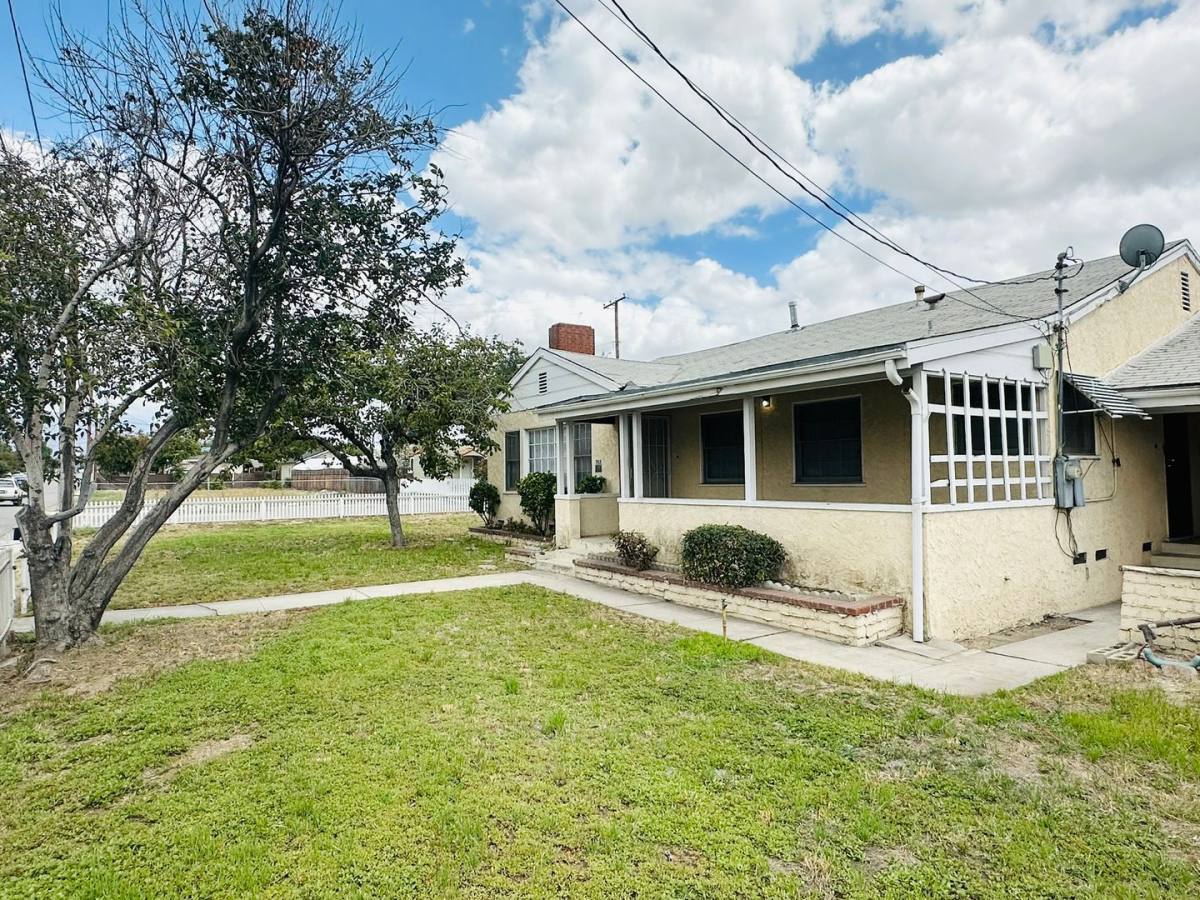 House for rent at 503 W Lugonia Ave, Redlands, CA 92375