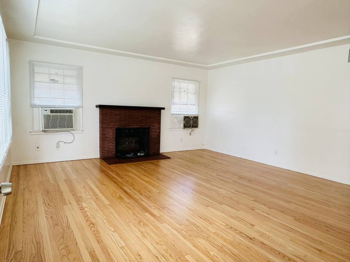 House for rent at 503 W Lugonia Ave, Redlands, CA 92375