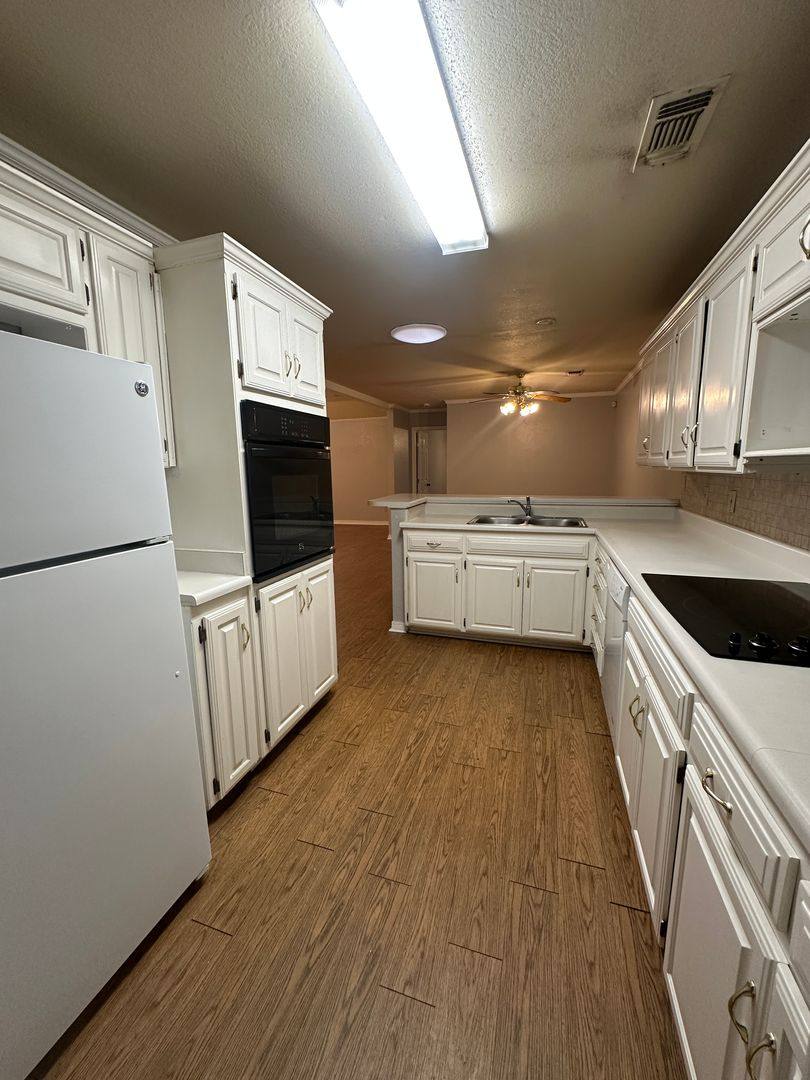 House for rent at 3005 SW 28th, Amarillo, TX 79109
