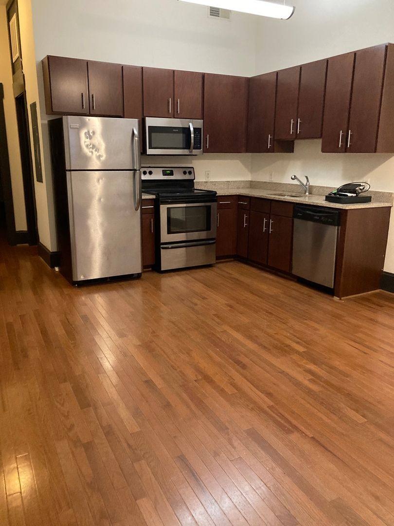Apartment for rent at 25 W Bank St, Petersburg, VA 23803
