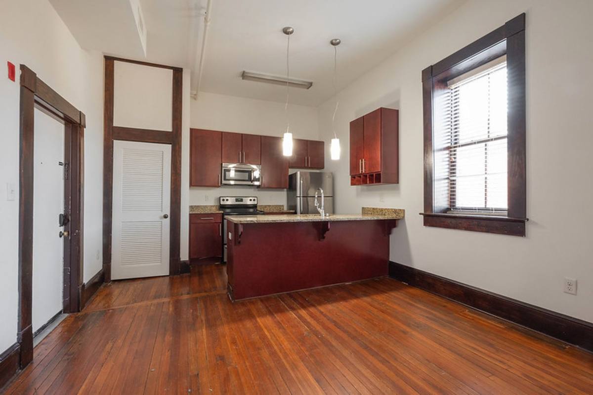 Apartment for rent at 25 W Bank St, Petersburg, VA 23803