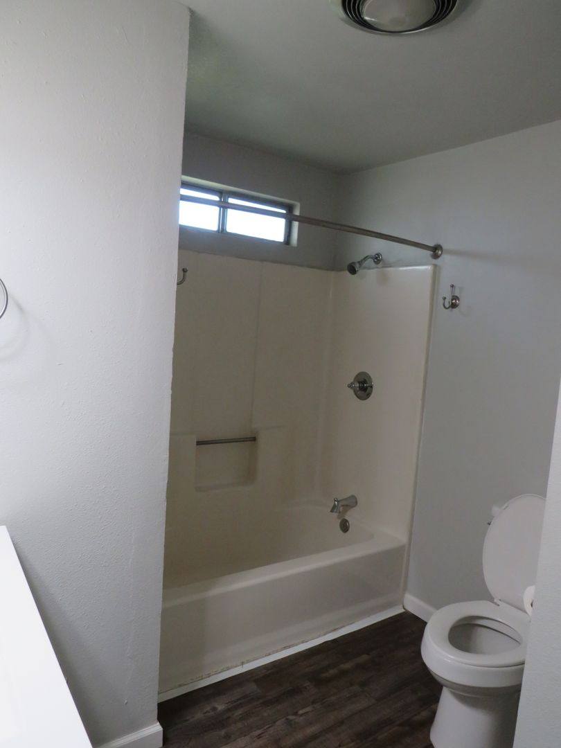 House for rent at 714 1st St, Orland, CA 95963