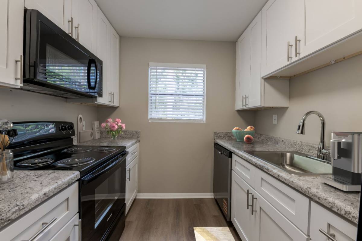 Apartment for rent at 1503 E Park Ave, Valdosta, GA 31602