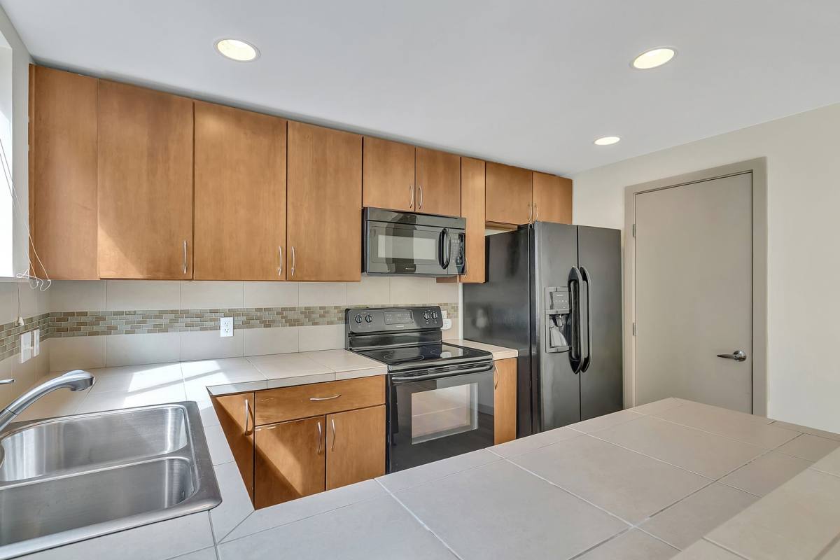 Townhouse for rent at 4781 35th Ave S, Seattle, WA 98118