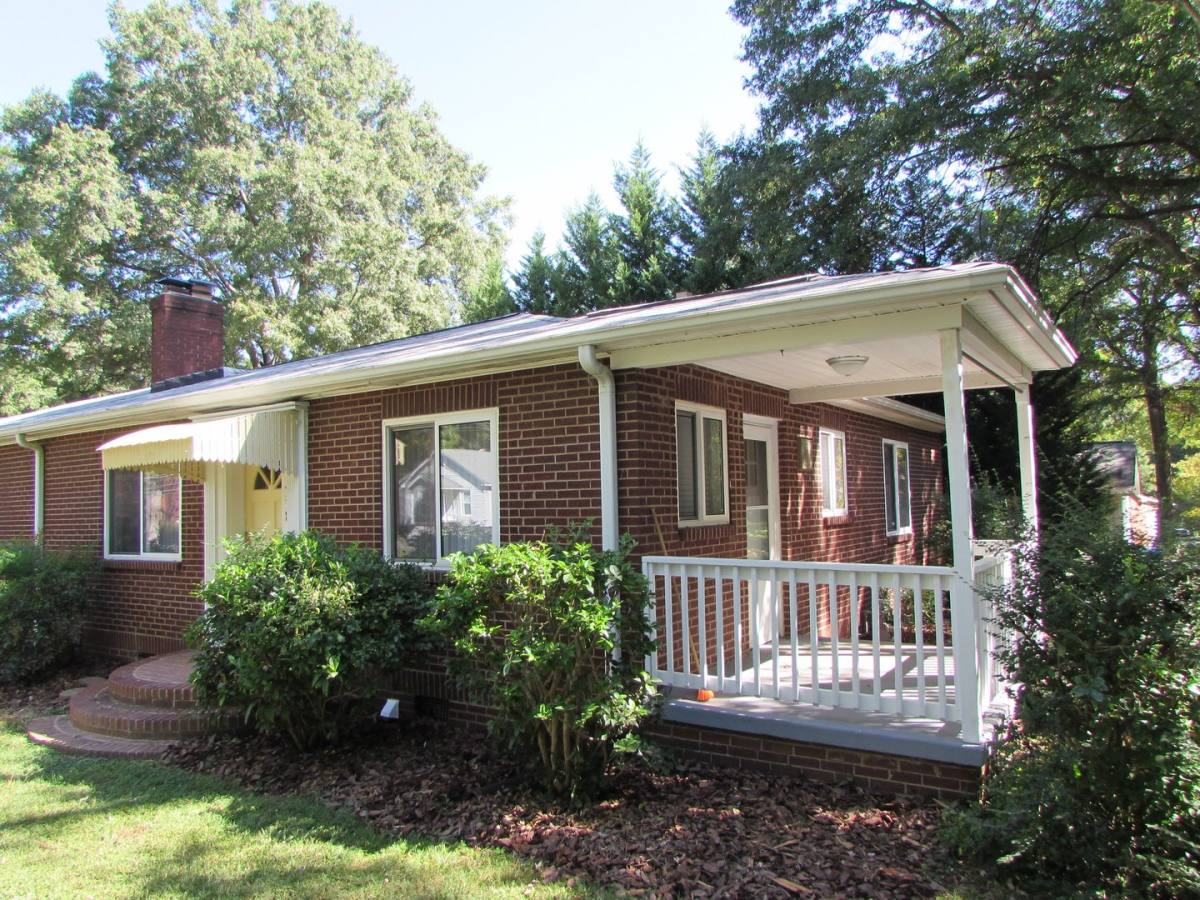 Apartment for rent at 338 Culp St, Mooresville, NC 28115