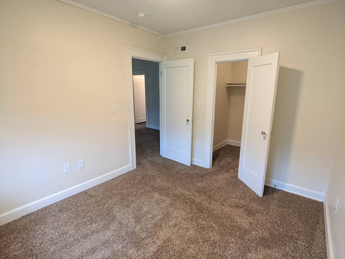 Apartment for rent at 5901 E Washington St, Indianapolis, IN 46219