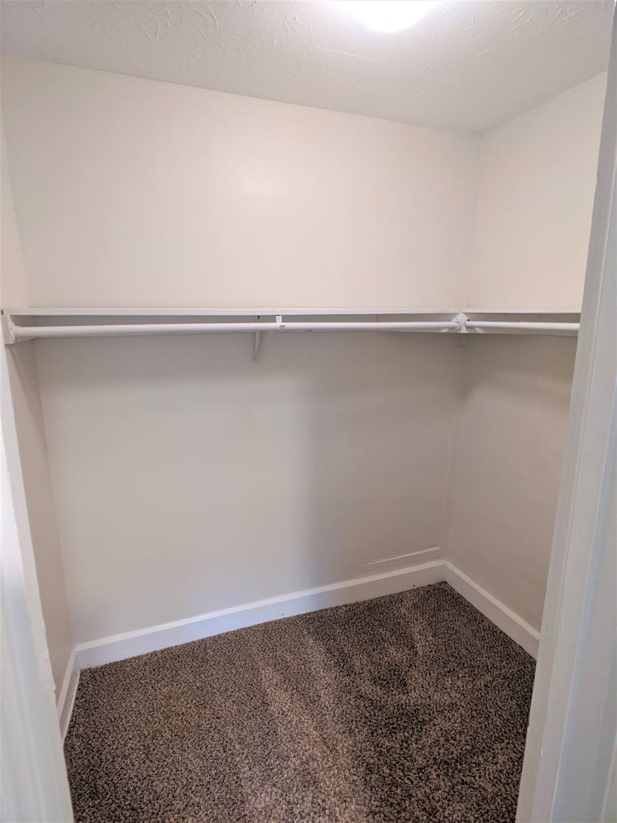 Apartment for rent at 5901 E Washington St, Indianapolis, IN 46219