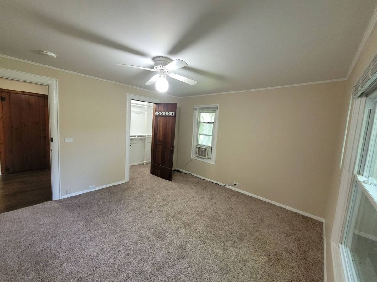 House for rent at 370 W Square Lake Rd, Troy, MI 48098